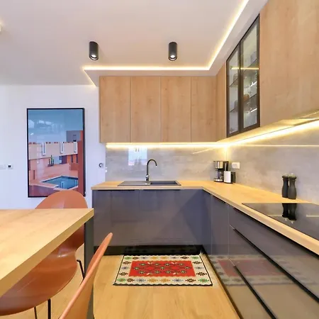 Penthouse Diem - Private Pool With Sea View Apartman