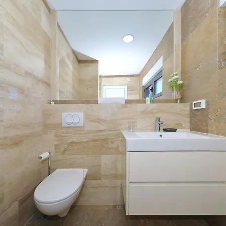 Penthouse Diem - Private Pool With Sea View Apartman *