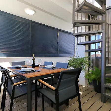 Penthouse Diem - Private Pool With Sea View Appartement Zadar