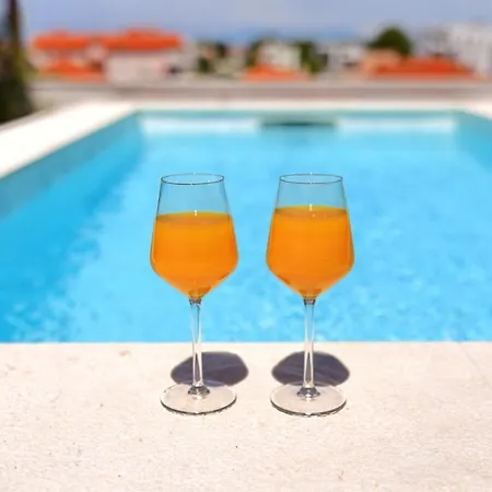 Penthouse Diem - Private Pool With Sea View